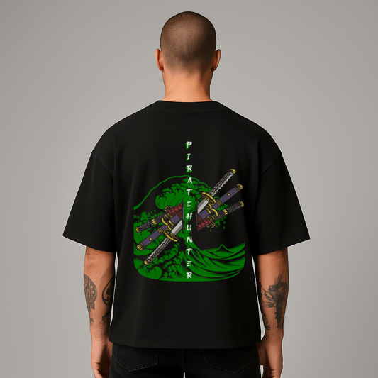 PIRATE HUNTER - Oversized Shirt